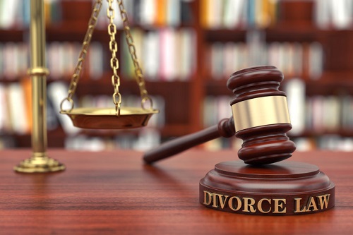 Tips To Consider When Looking For Divorce Lawyers