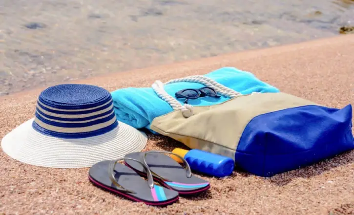 What to take to the beach: everything you need for a day in the sun
