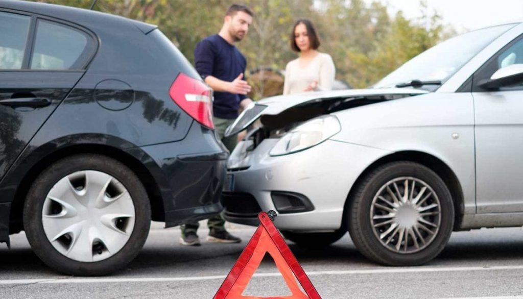 When And How To Report An Accident To Your Auto Insurer