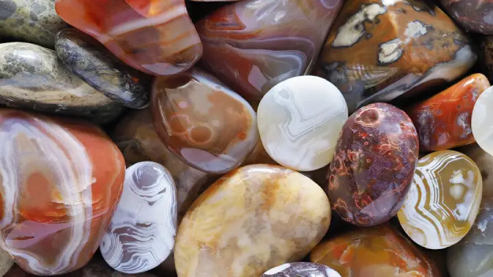 Unleashing the Hidden Beauty of Rocks: The Magic of Rock Tumbling